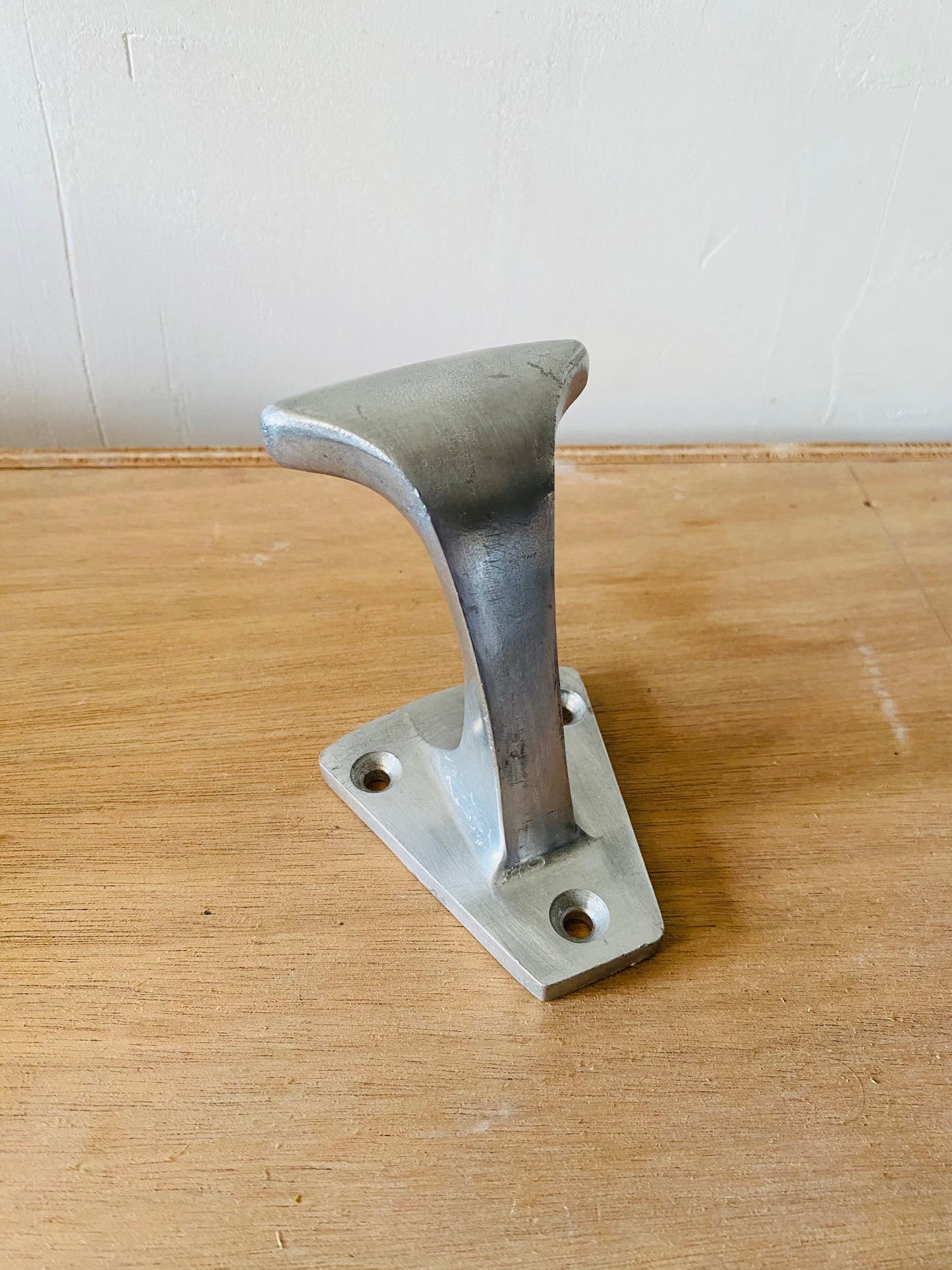 Patère, portemanteau aluminium