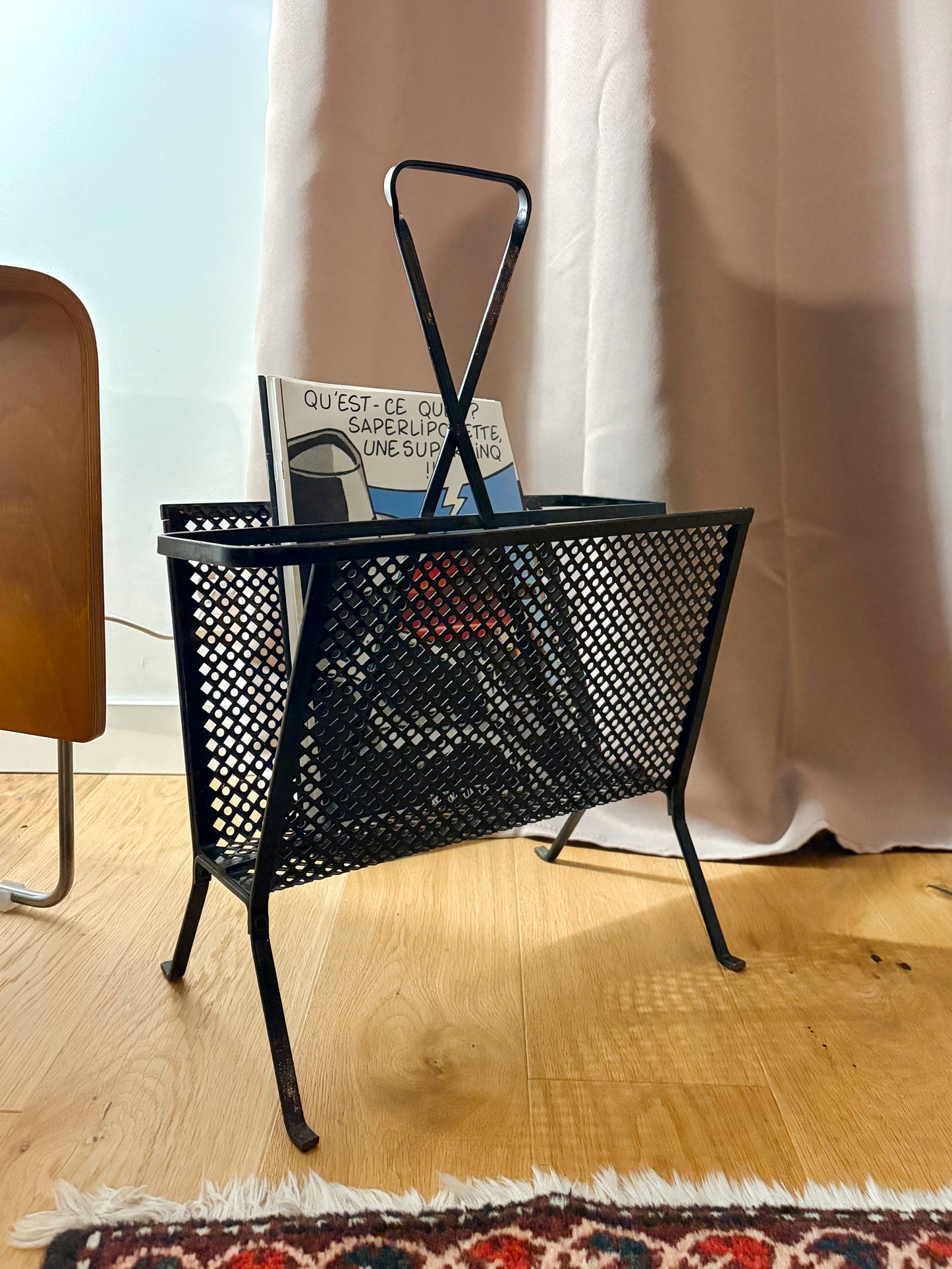 Porte-revue Mathieu Matégot