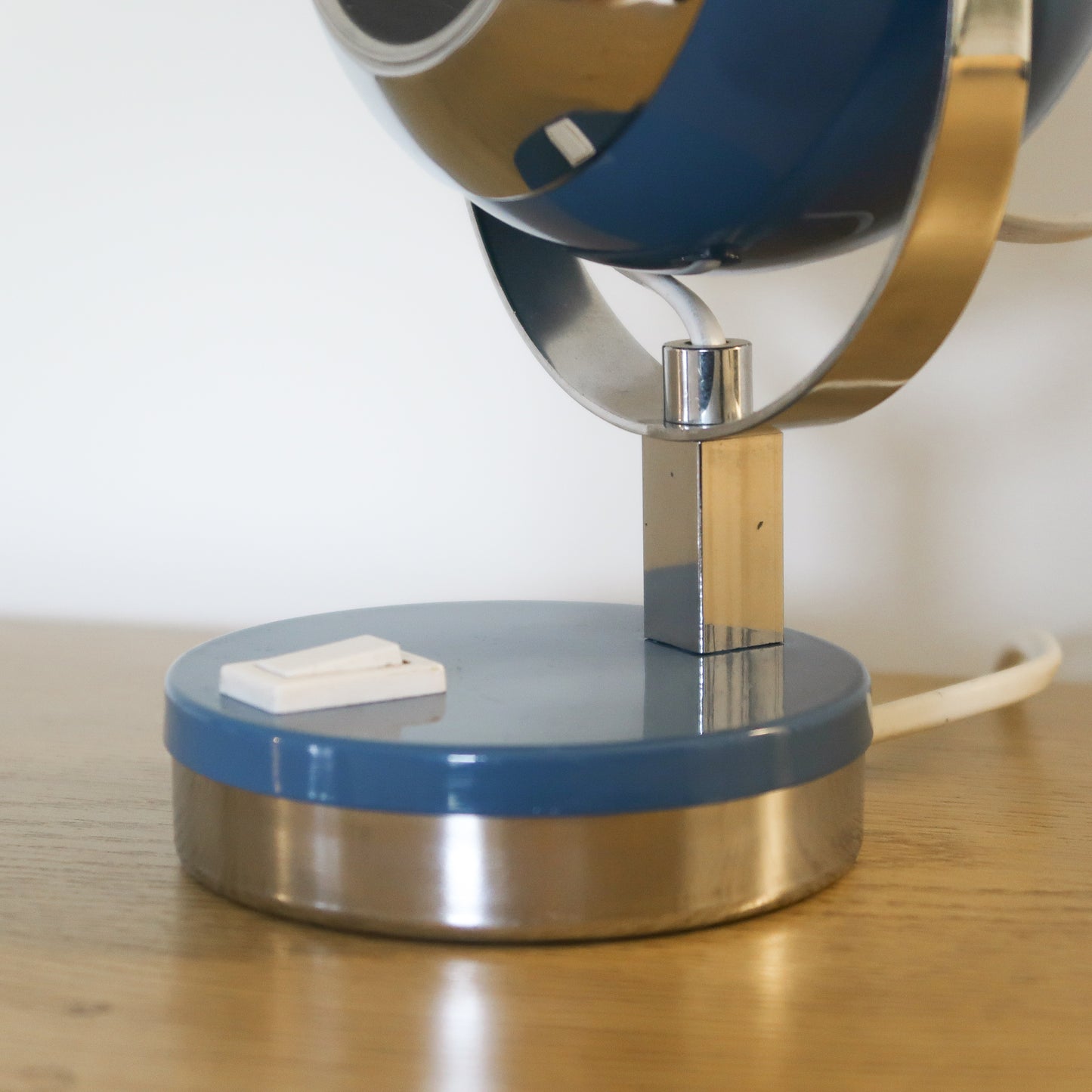 Lampe Eyeball Vintage Bleu