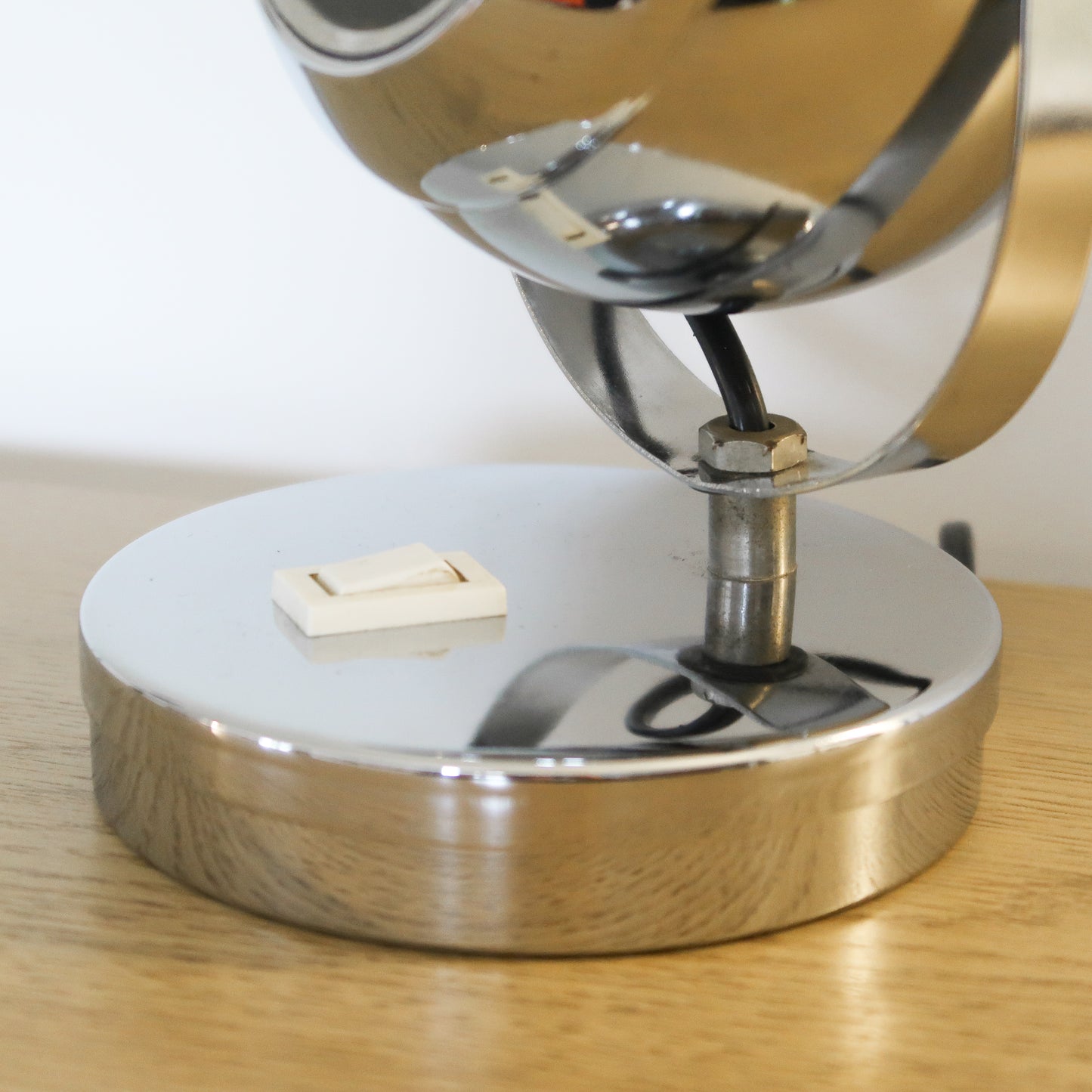 Lampe Eyeball Vintage Chromée